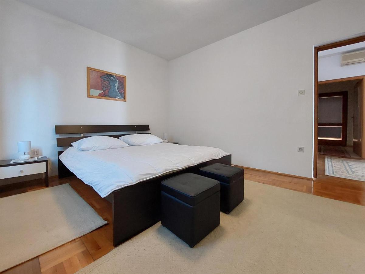 Apartments Vukovic Драмал Екстериор снимка